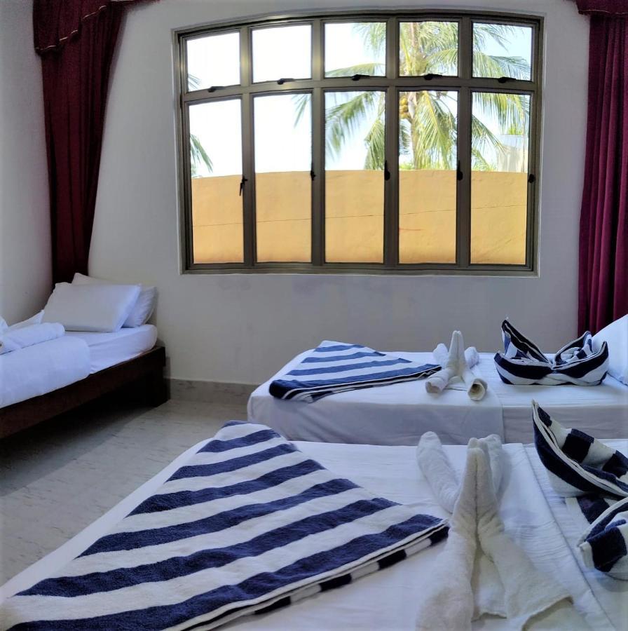 La Isla Tropica Hotel Guraidhoo  Ngoại thất bức ảnh