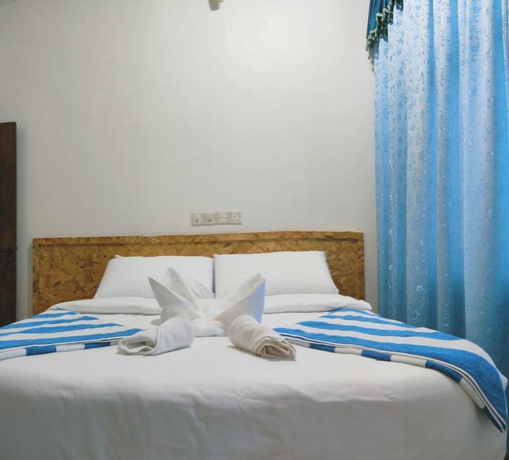 La Isla Tropica Hotel Guraidhoo  Ngoại thất bức ảnh