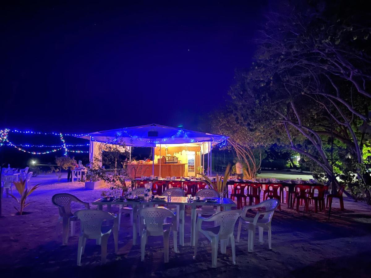 La Isla Tropica Hotel Guraidhoo  Ngoại thất bức ảnh